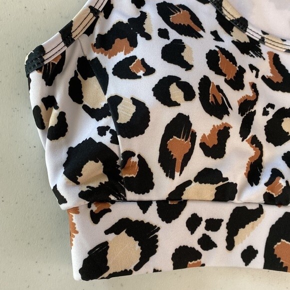 Adrienne Cittadini Animal Camo Print Padded Sport Bra Athletic Yoga Gym Workout - Picture 3 of 10